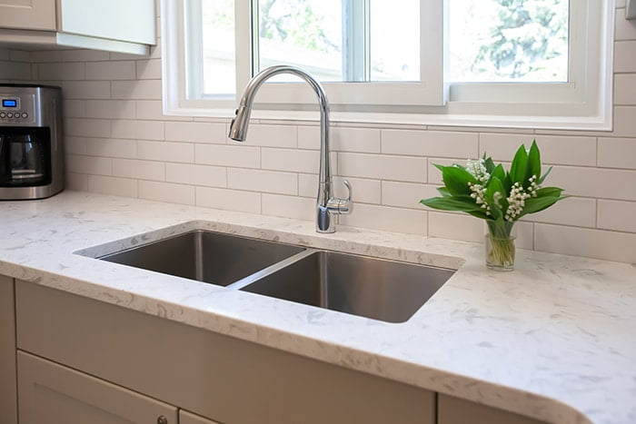 UM03 Solid Stone Countertops near me